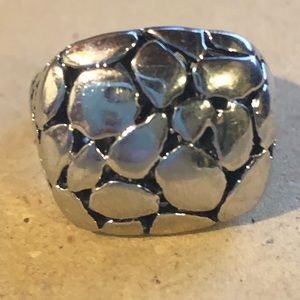 Premier Designs Silver ring